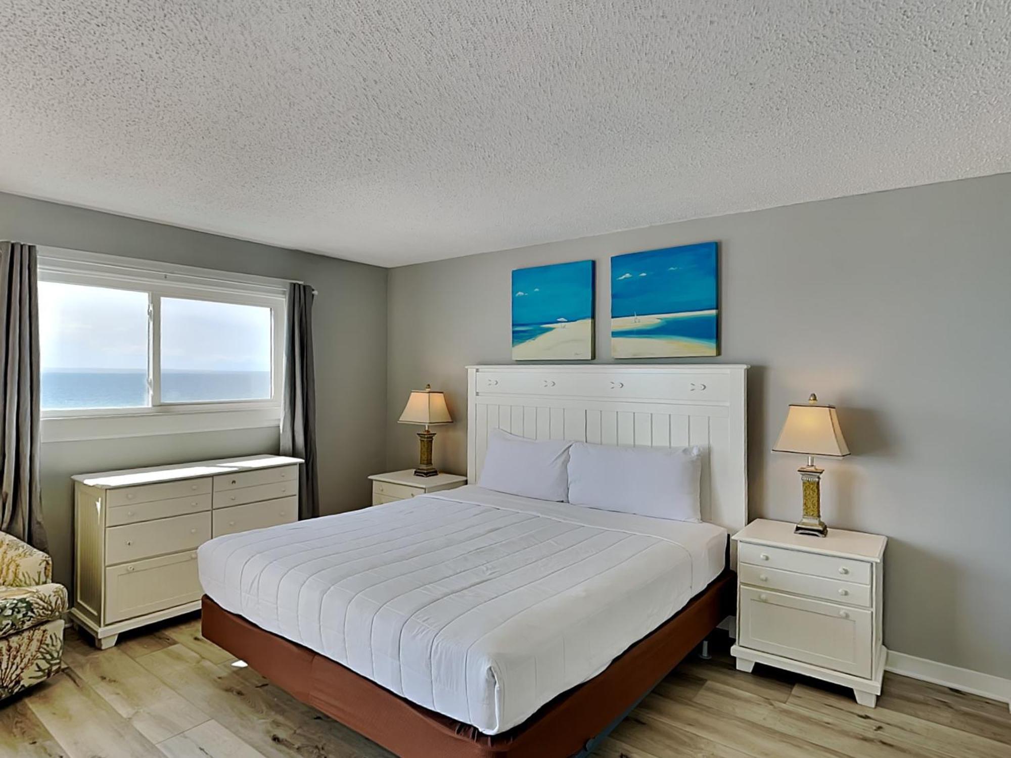 Apartment Regency Tower Pcb #710 *